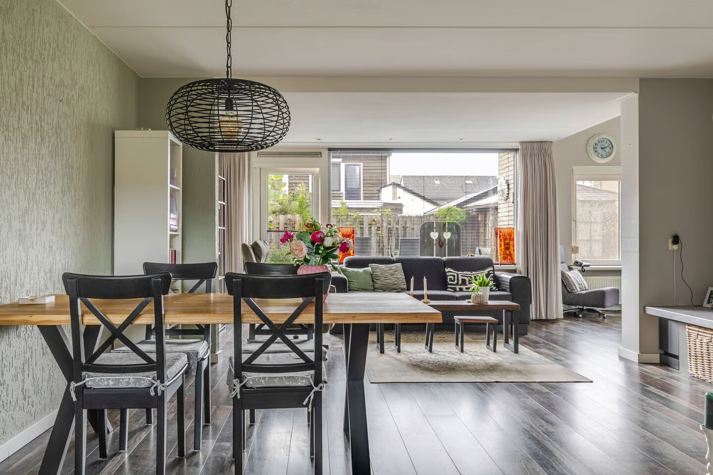 Hoekwoning te koop: Torenvalk 142, Emmen