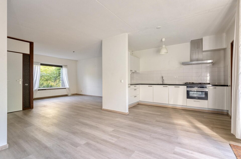 Tussenwoning te koop: Bonte Kraai 21, Emmen