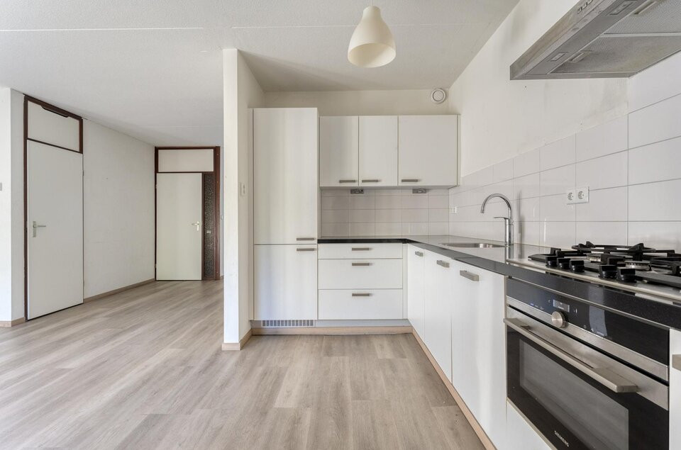 Tussenwoning te koop: Bonte Kraai 21, Emmen