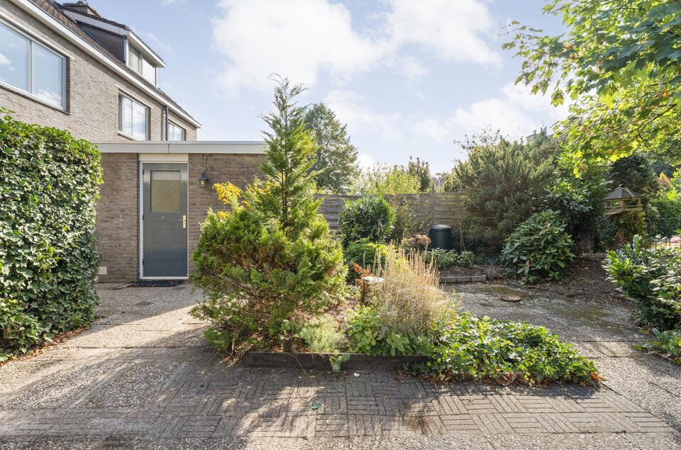 Tussenwoning te koop: Bonte Kraai 21, Emmen
