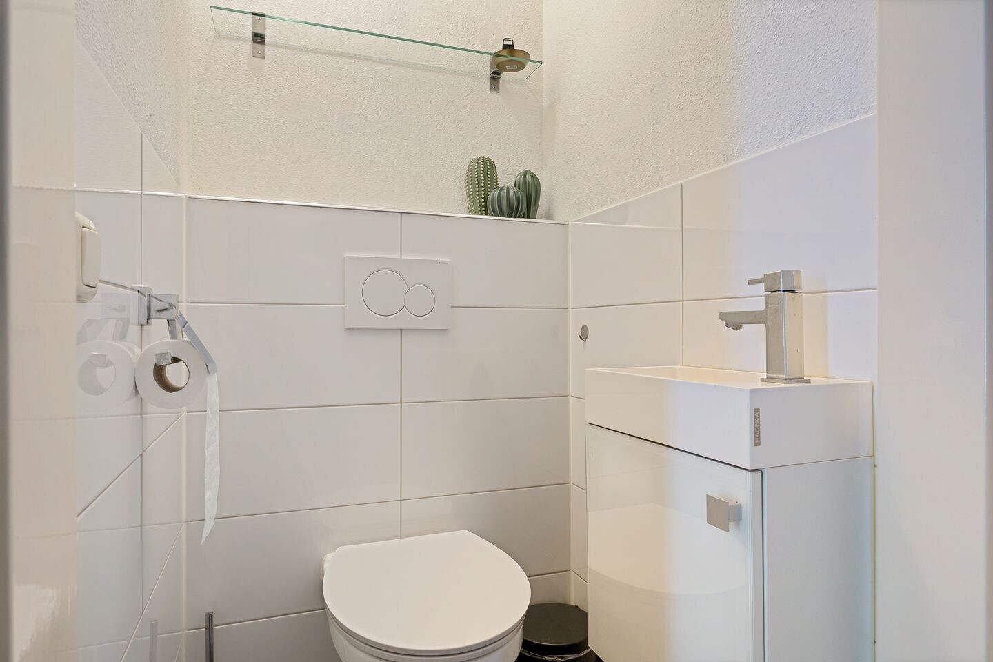 Tussenwoning te koop: Eendenveld 23, Emmen