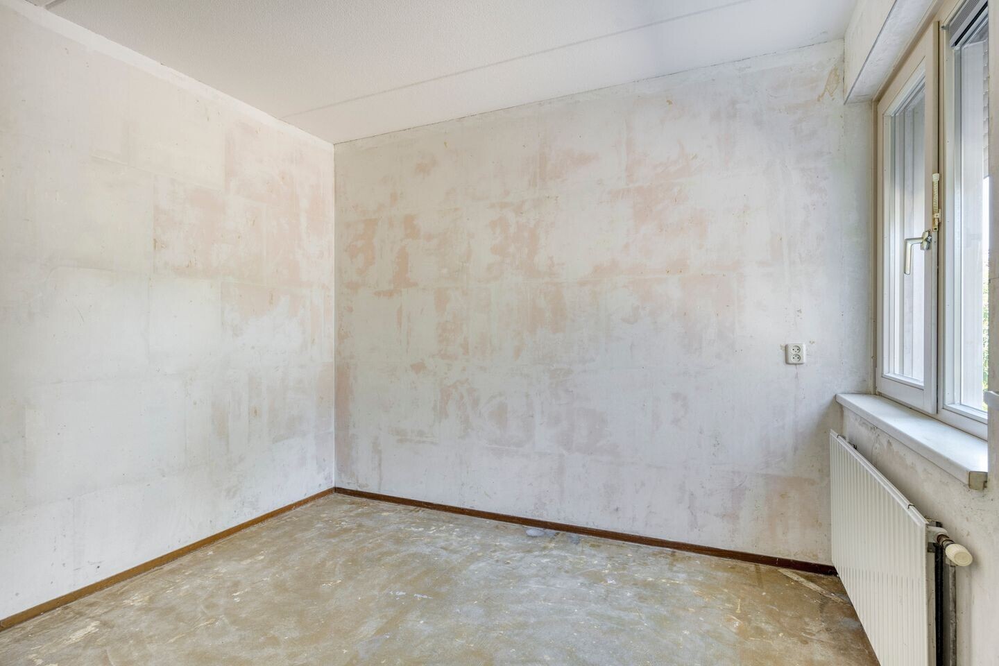 Tussenwoning te koop: Eidereend 43, Emmen