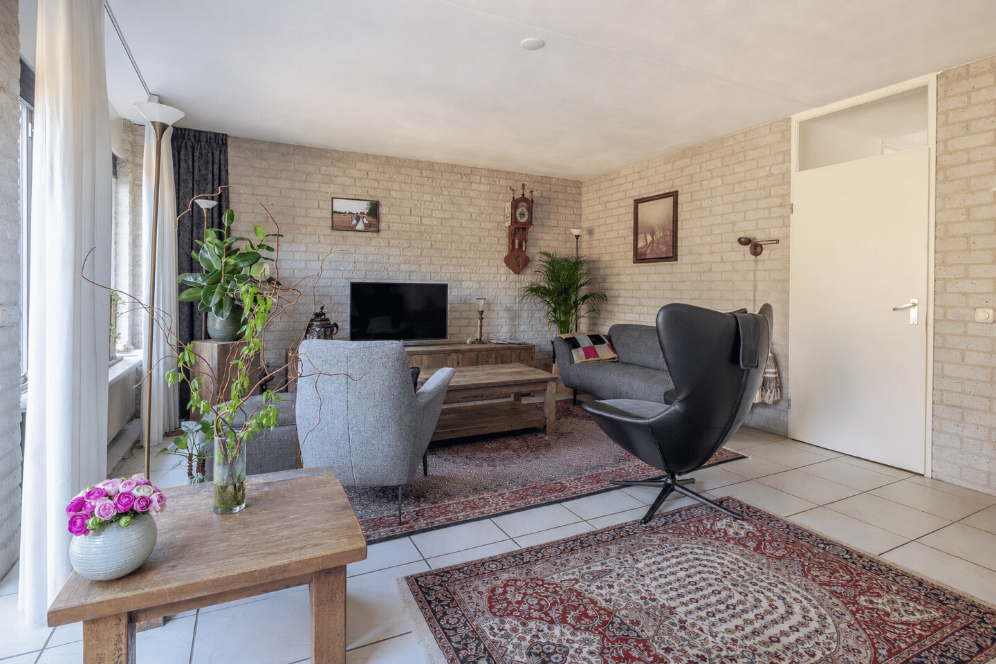 Vrijstaande woning te koop: Duivenveld 9, Emmen