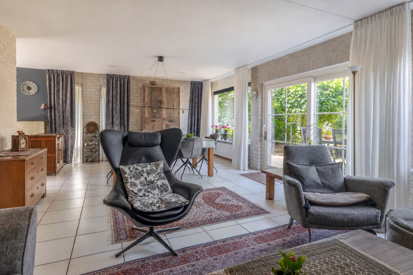 Vrijstaande woning te koop: Duivenveld 9, Emmen