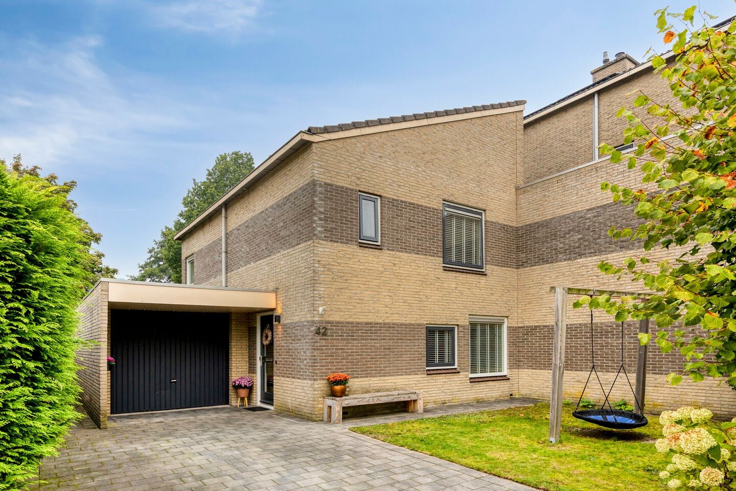 Hoekwoning te koop: Grauwe Gans 42, Emmen