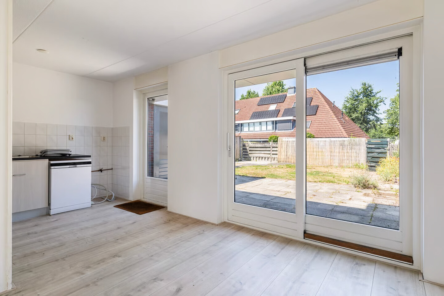 Twee-onder-één-kap te koop: Topaasdreef 37, Emmen