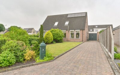 Van Ekelenb. 26