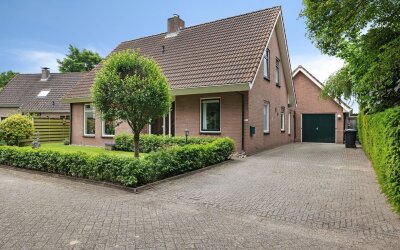 De Hof 7