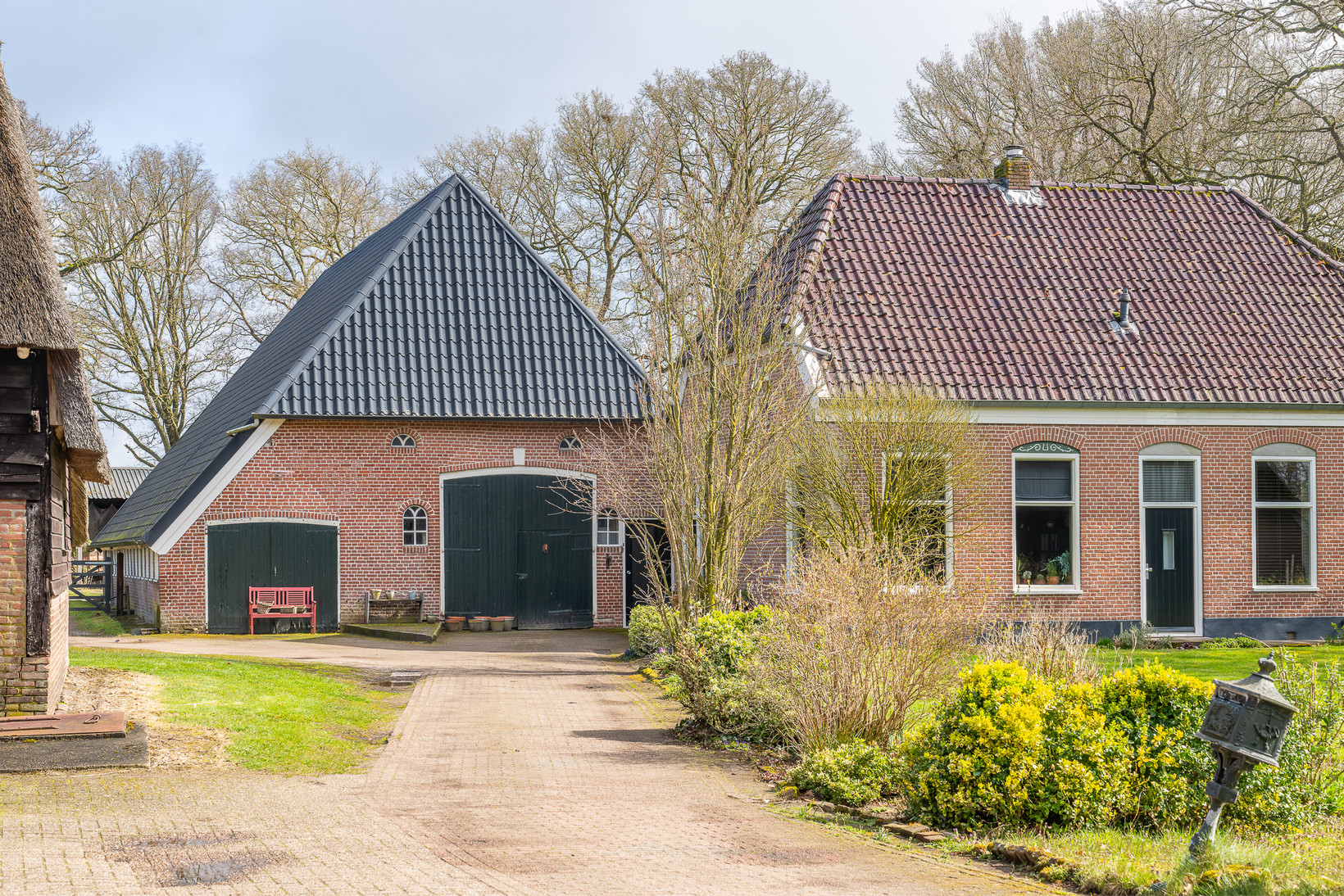Twee-onder-één-kap te koop: Bennevelderstraat 18, Benneveld