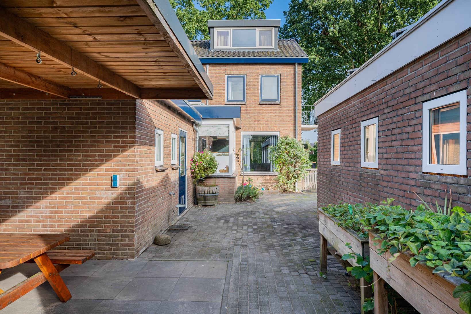 Twee-onder-één-kap te koop: Badhuisweg 15, Exloo