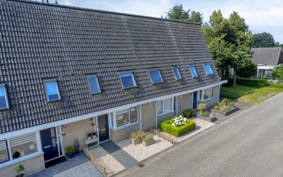 Pastoor A.C. Damesstraat 11