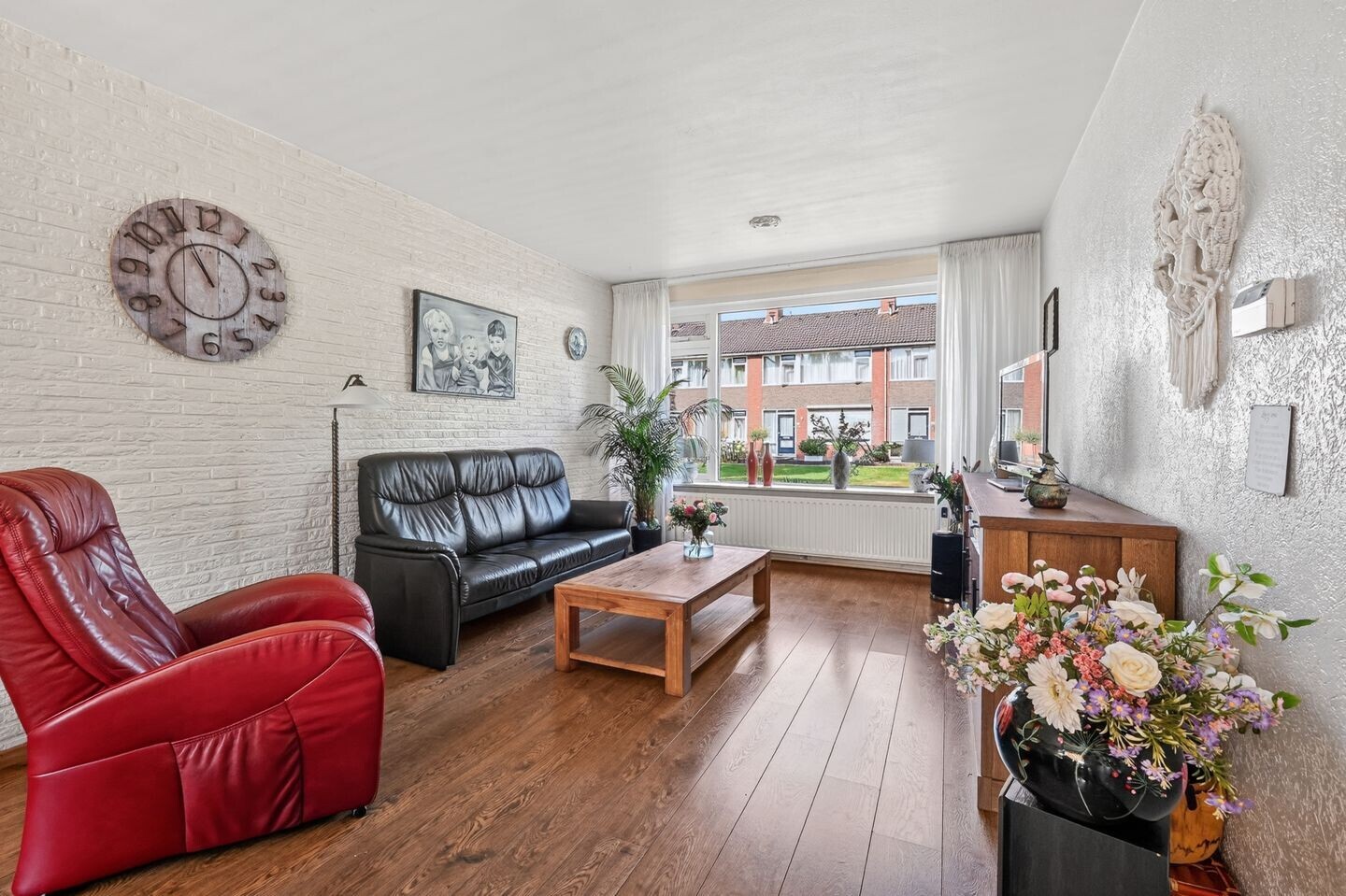 Tussenwoning te koop: De Wieken 13, Klazienaveen