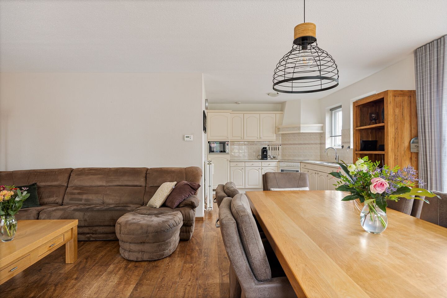 Hoekwoning te koop: Eemslandweg 65, Zwartemeer