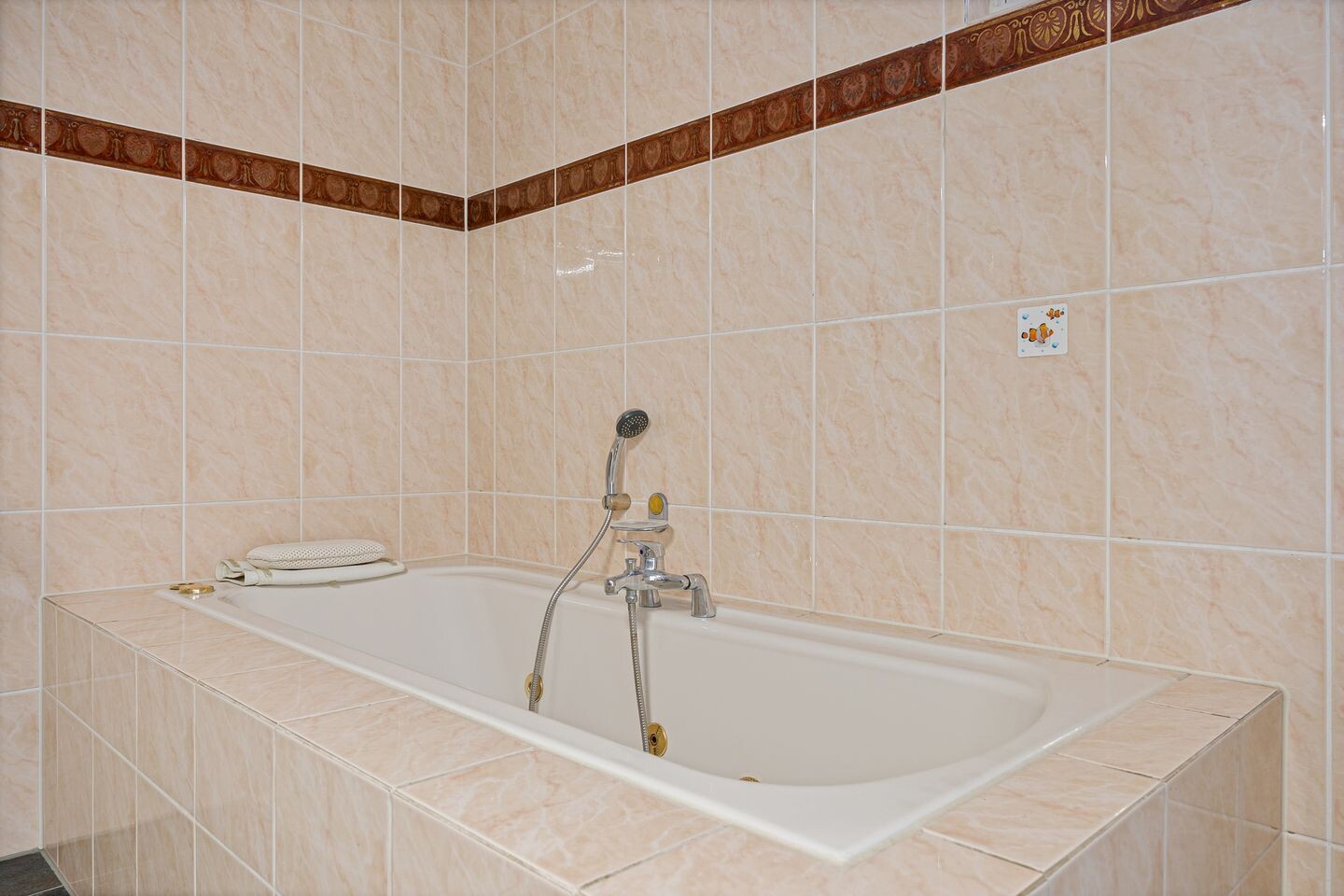 Hoekwoning te koop: Eemslandweg 65, Zwartemeer