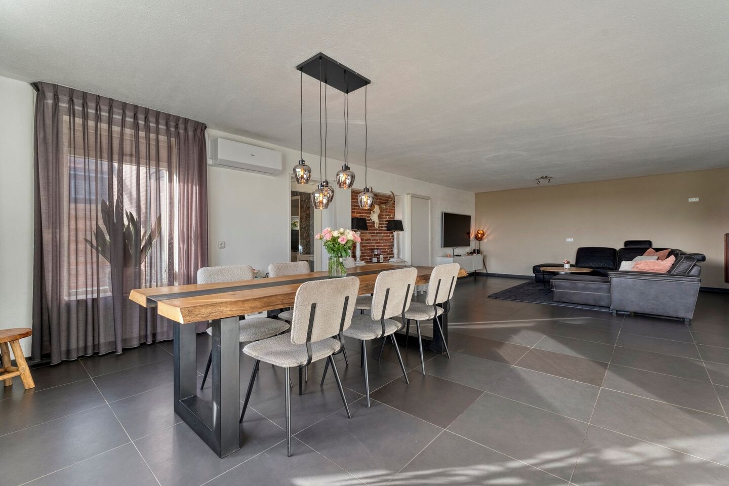 Tussenwoning te koop: Kamerlingswijk WZ 135, Zwartemeer