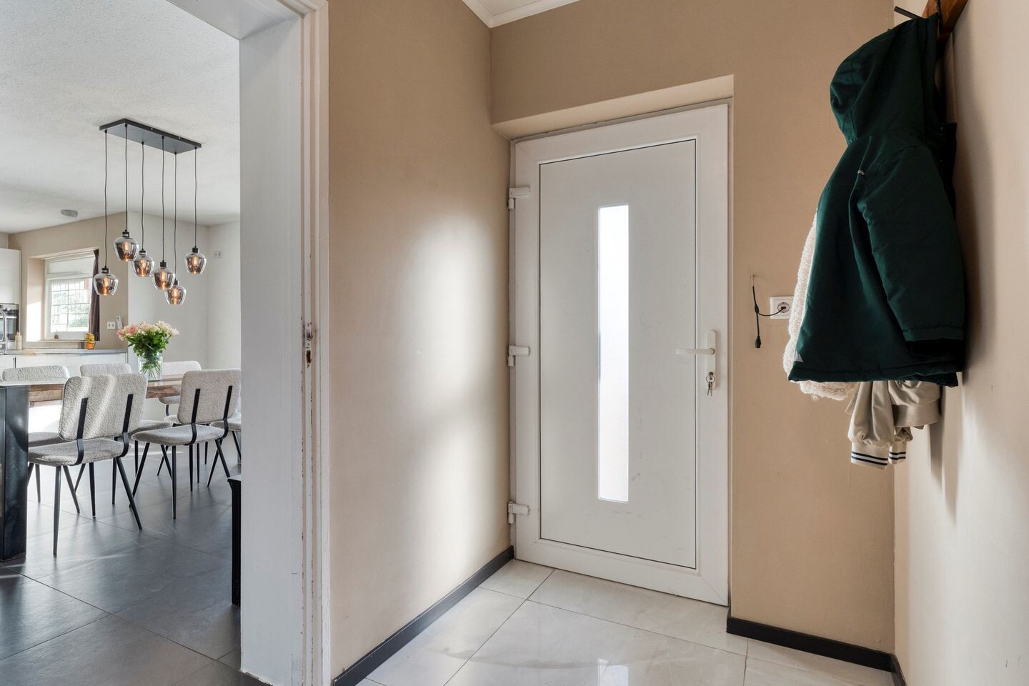 Tussenwoning te koop: Kamerlingswijk WZ 135, Zwartemeer