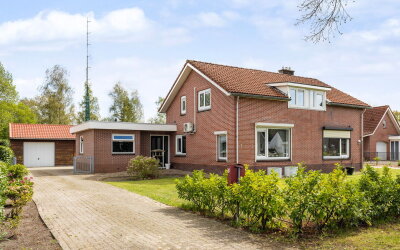 De Huizen 81