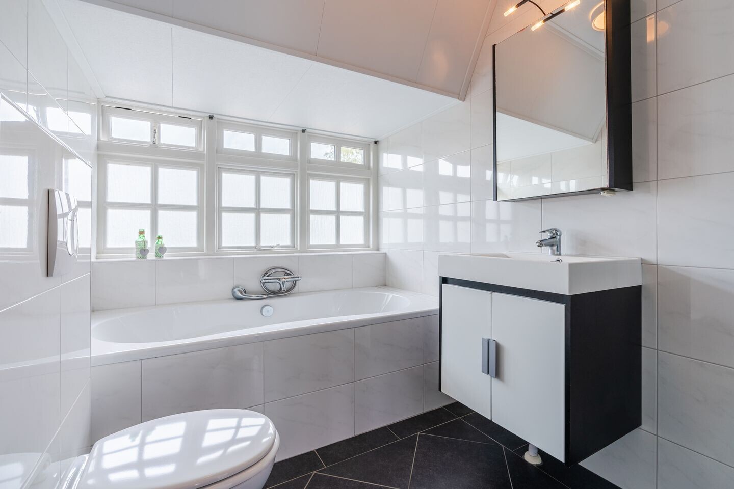 Twee-onder-één-kap te koop: Blankenslaan-Oost 35, Hoogeveen