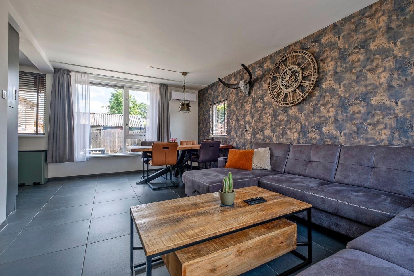 Hoekwoning te koop: Pesserstraat 34, Hoogeveen
