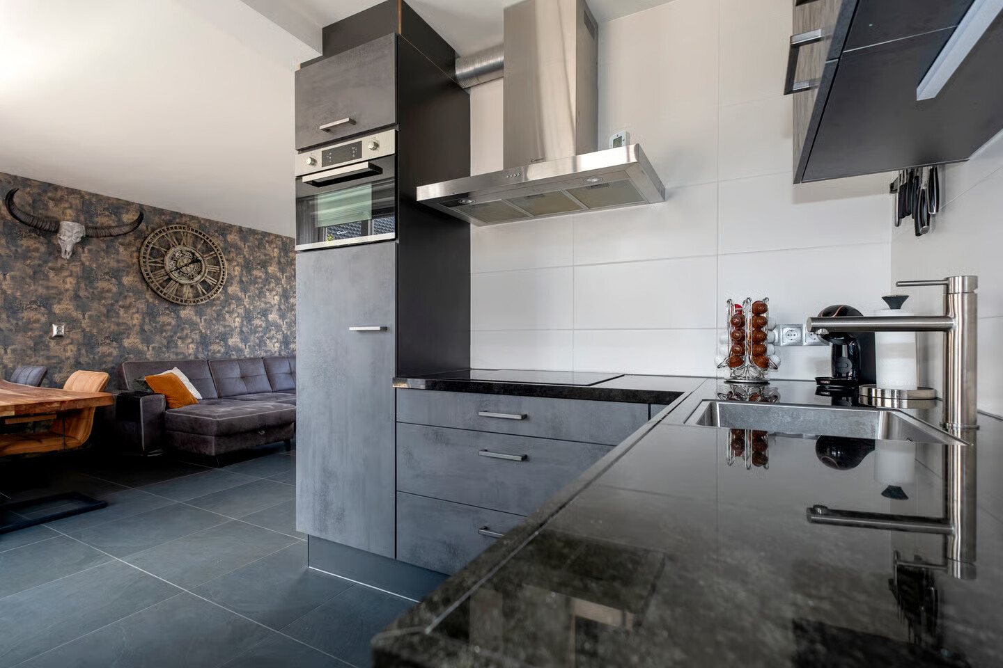Hoekwoning te koop: Pesserstraat 34, Hoogeveen