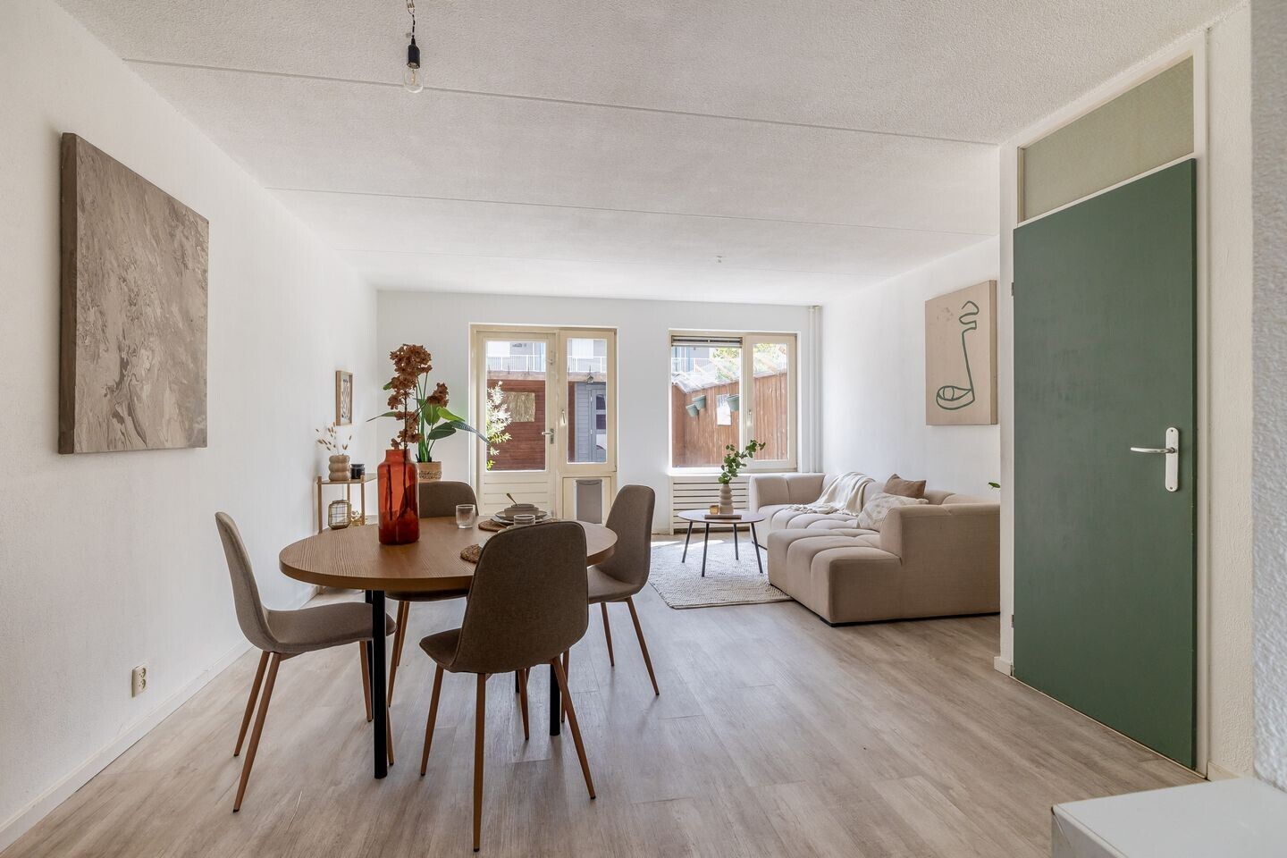 Tussenwoning te koop: Prins Mauritsplein 50, Hoogeveen