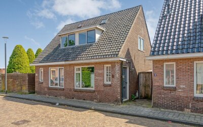 Oranjestraat 8