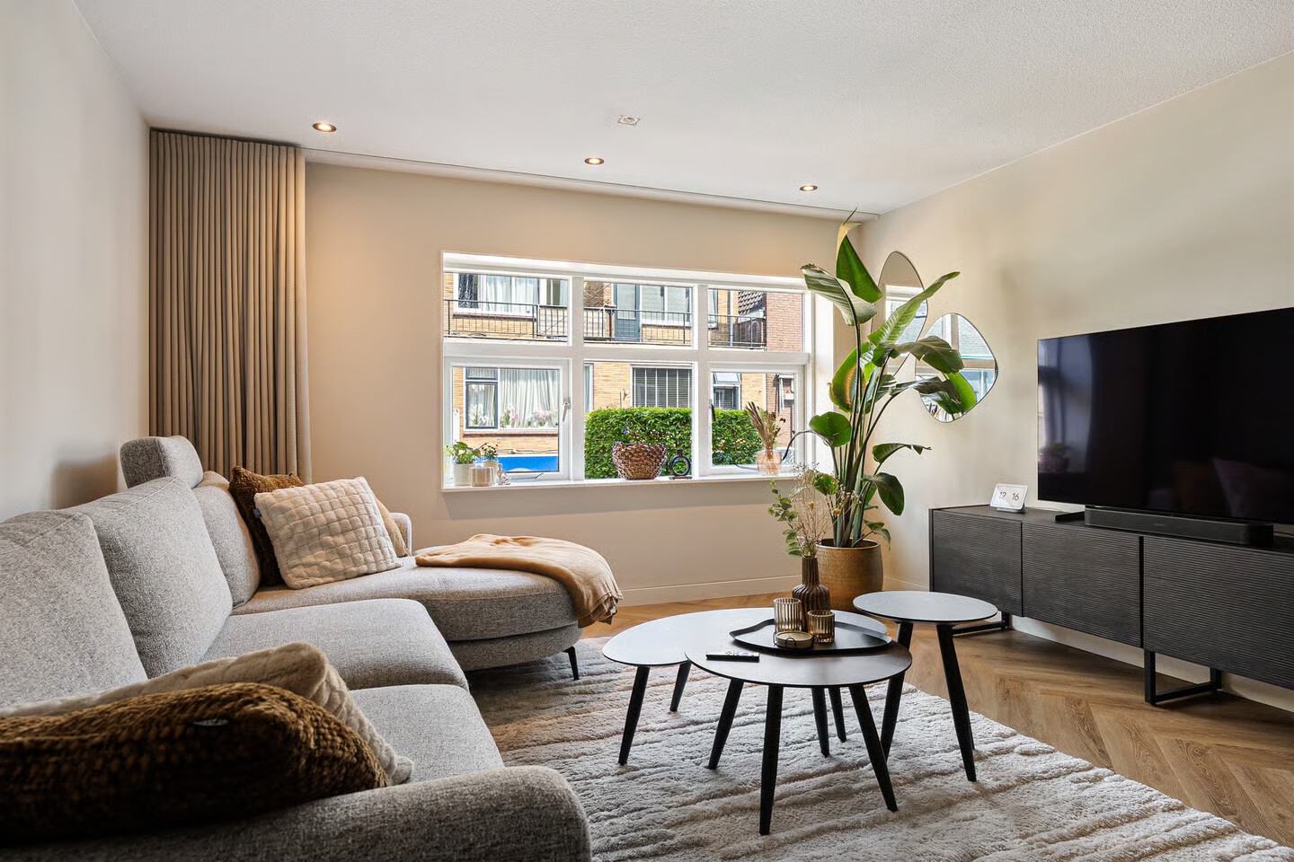 Appartement te koop: van Echtenstraat 16-12, Hoogeveen