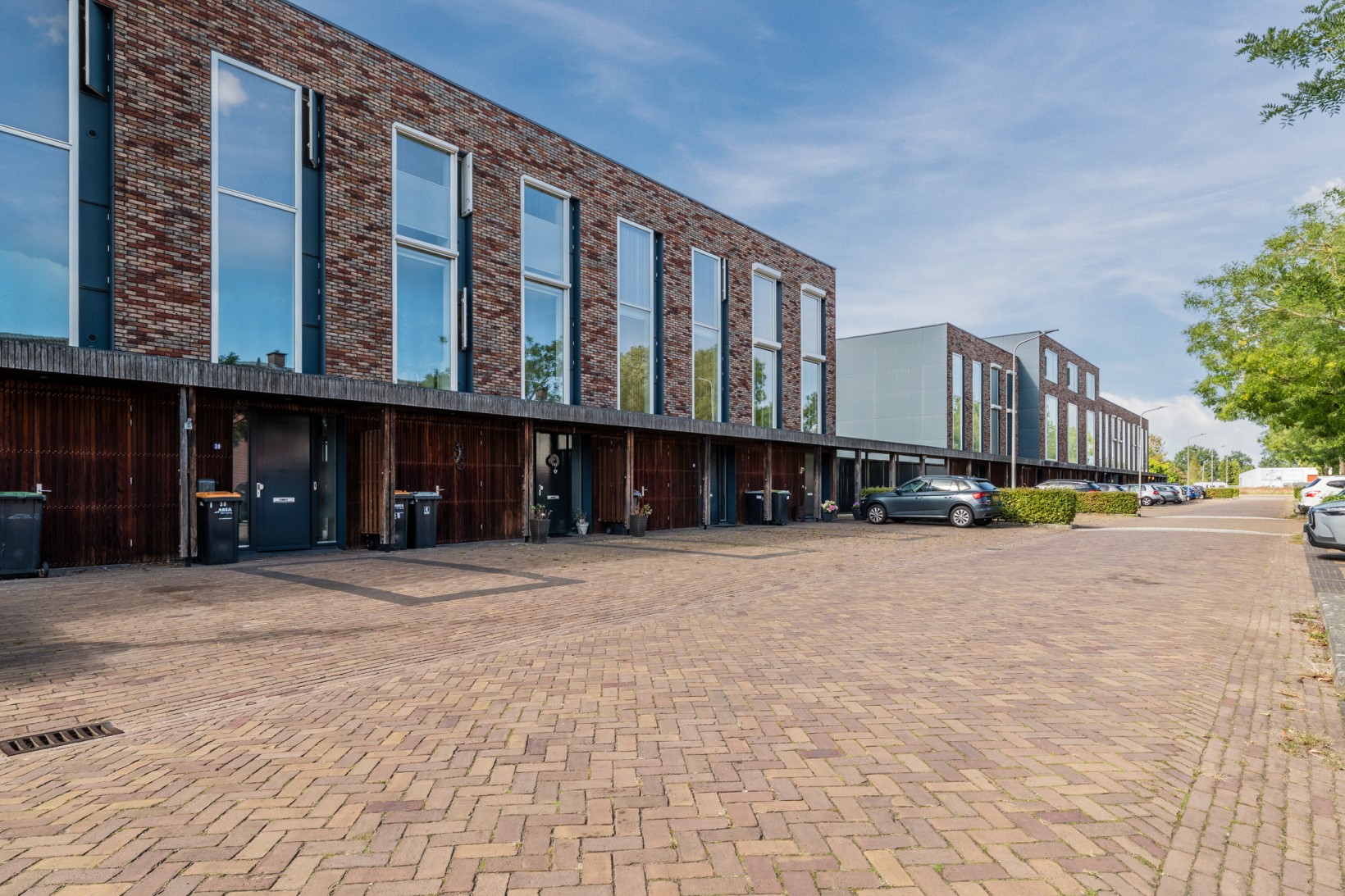 Tussenwoning te koop: Meteorenlaan 28, Hoogeveen