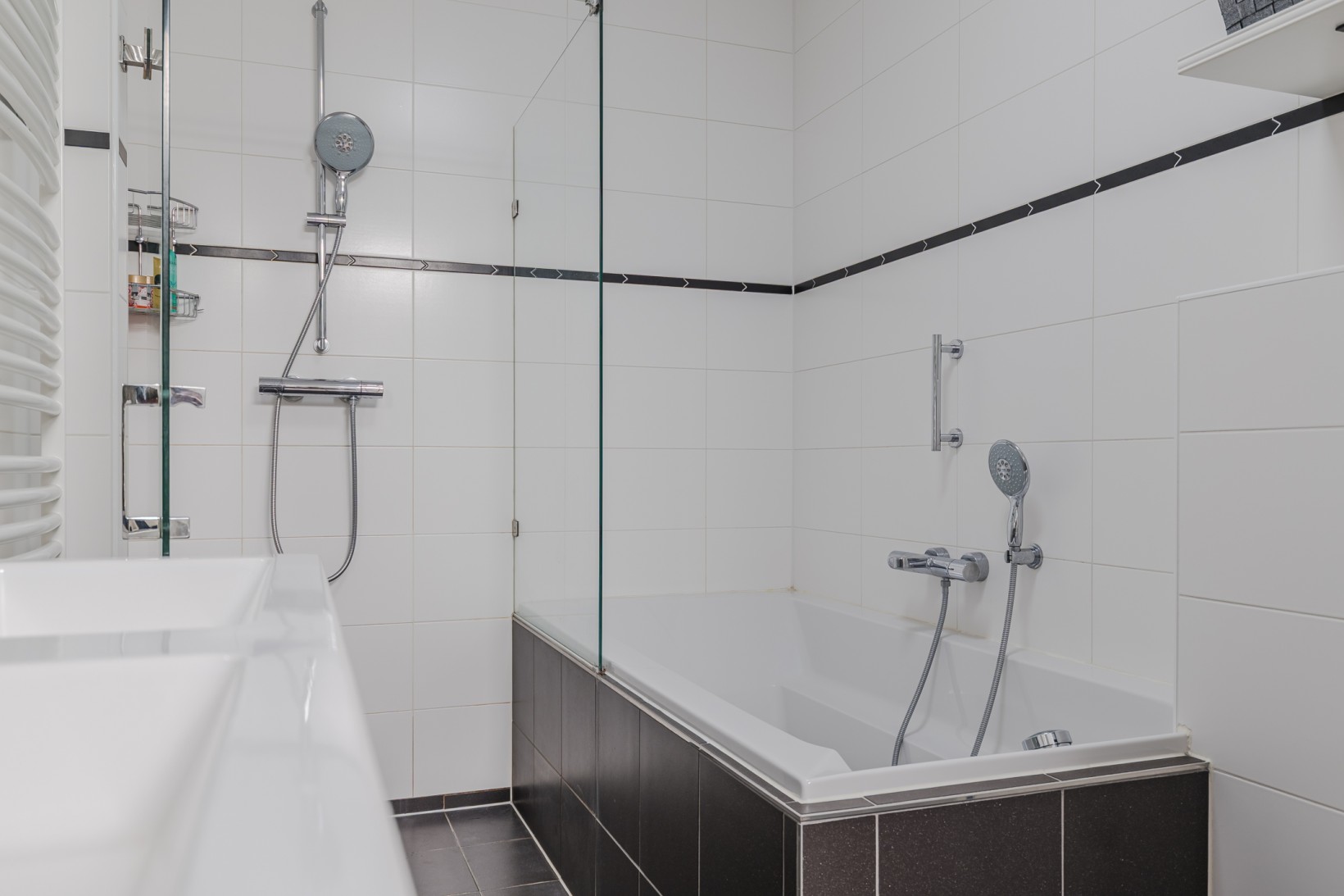 Tussenwoning te koop: Meteorenlaan 28, Hoogeveen