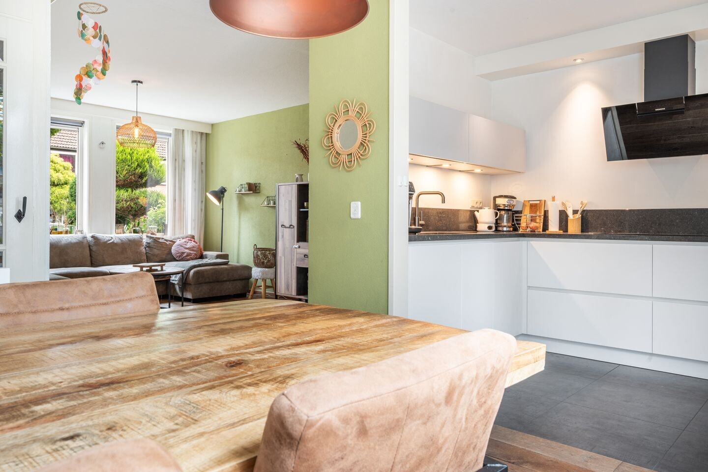 Tussenwoning te koop: Zuiderkruis 16, Hoogeveen