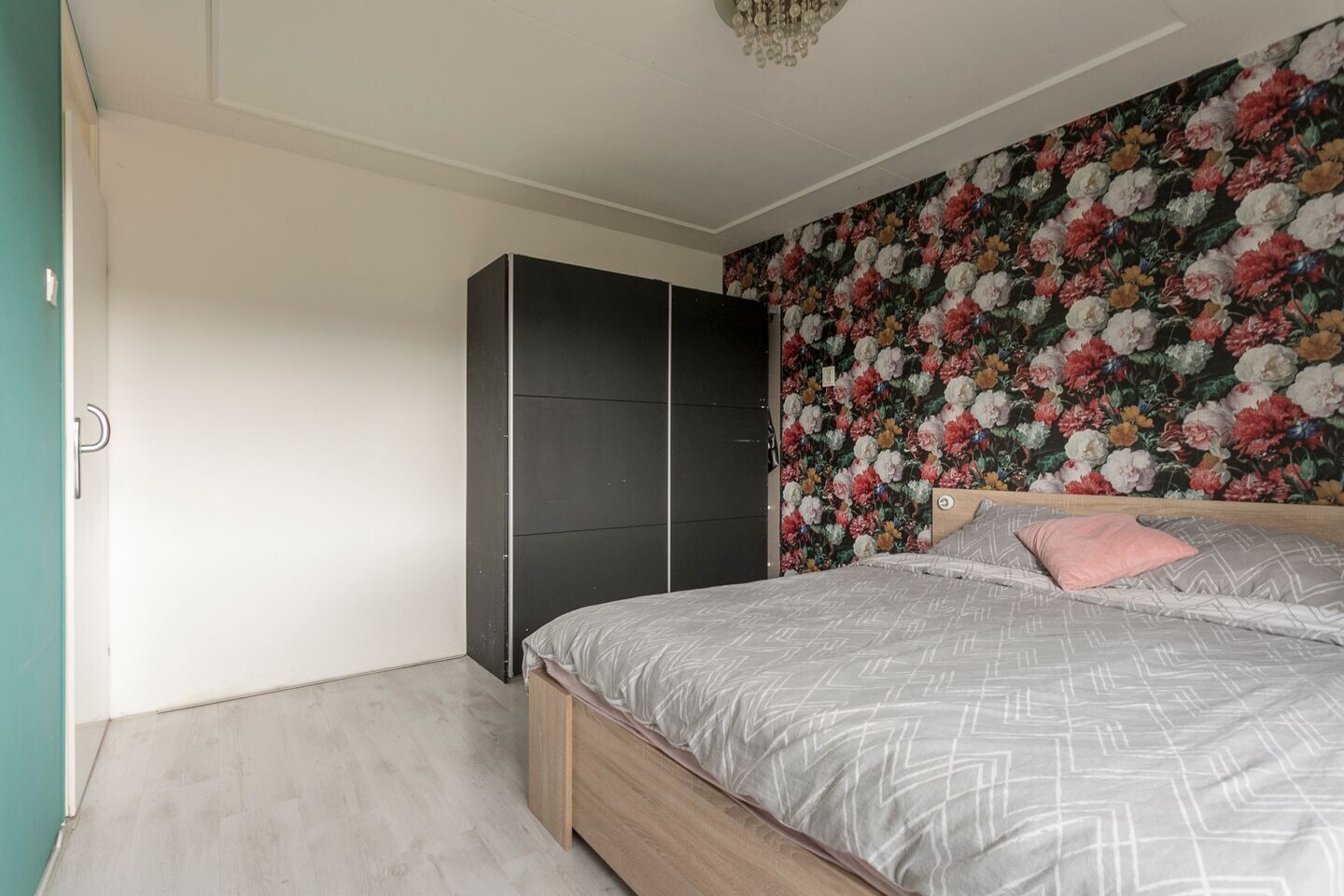 Tussenwoning te koop: J van der Veenstraat 47, Hoogeveen