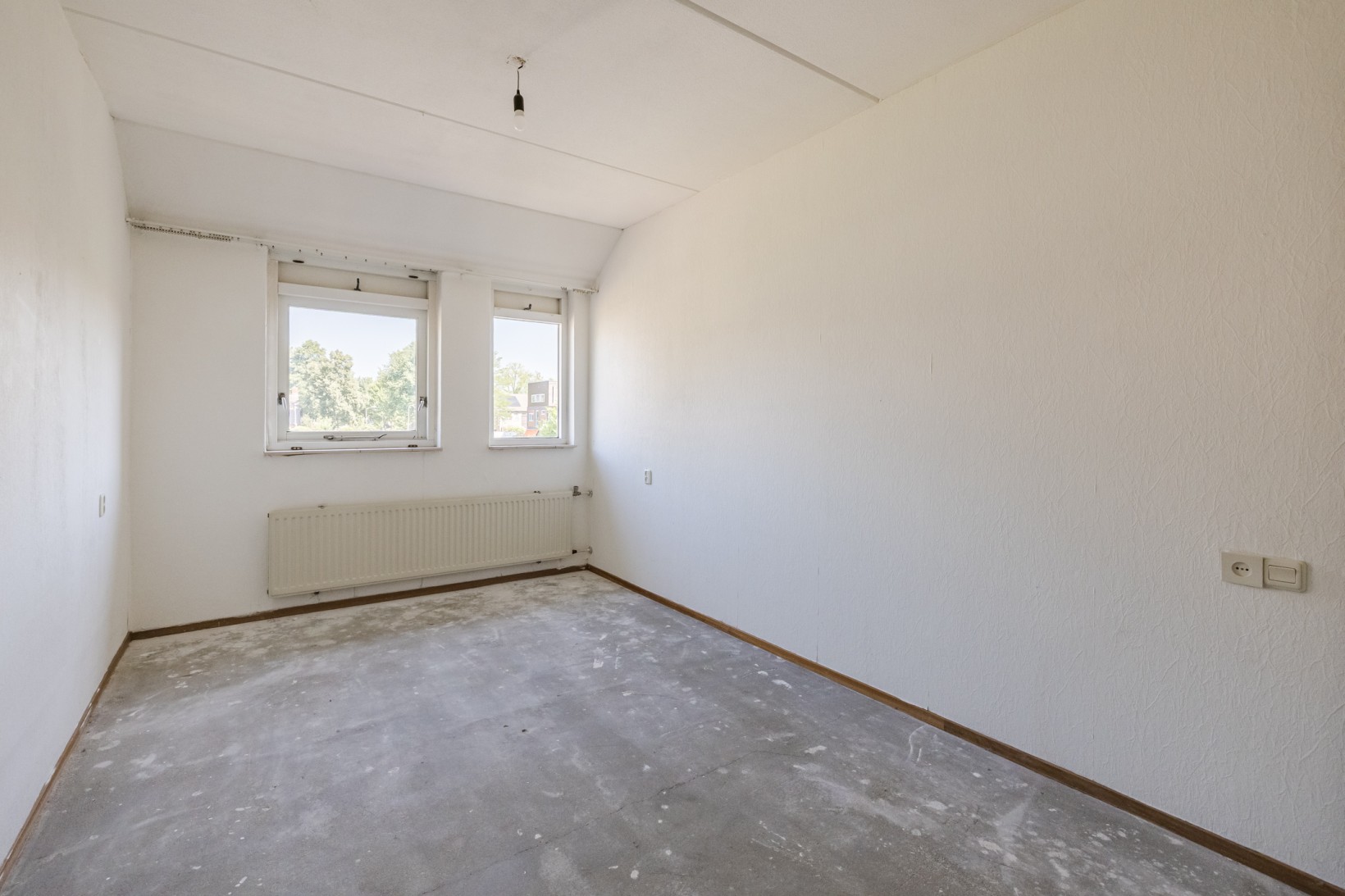 Hoekwoning te koop: Salkhof 13, Hoogeveen