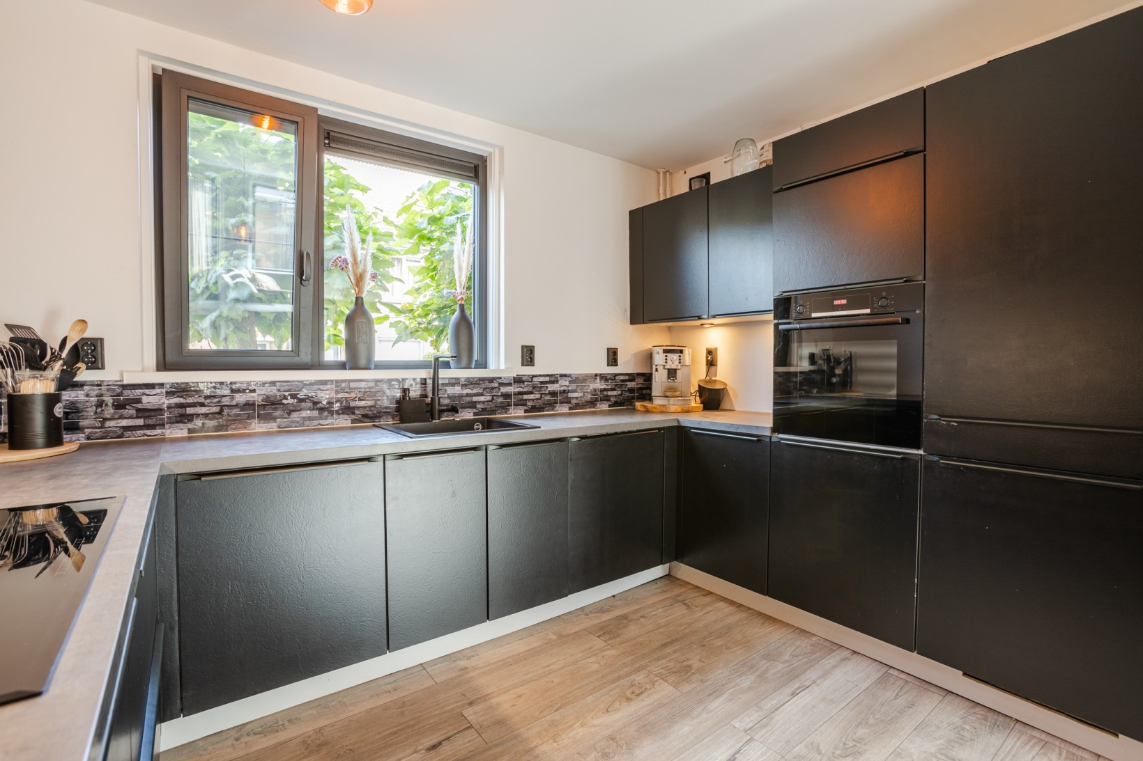 Hoekwoning te koop: De Praam 18, Hoogeveen