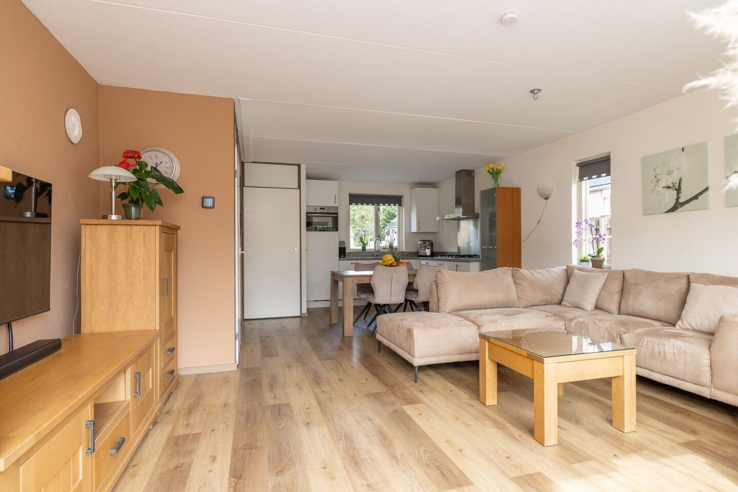 Hoekwoning te koop: De Plecht 42, Hoogeveen
