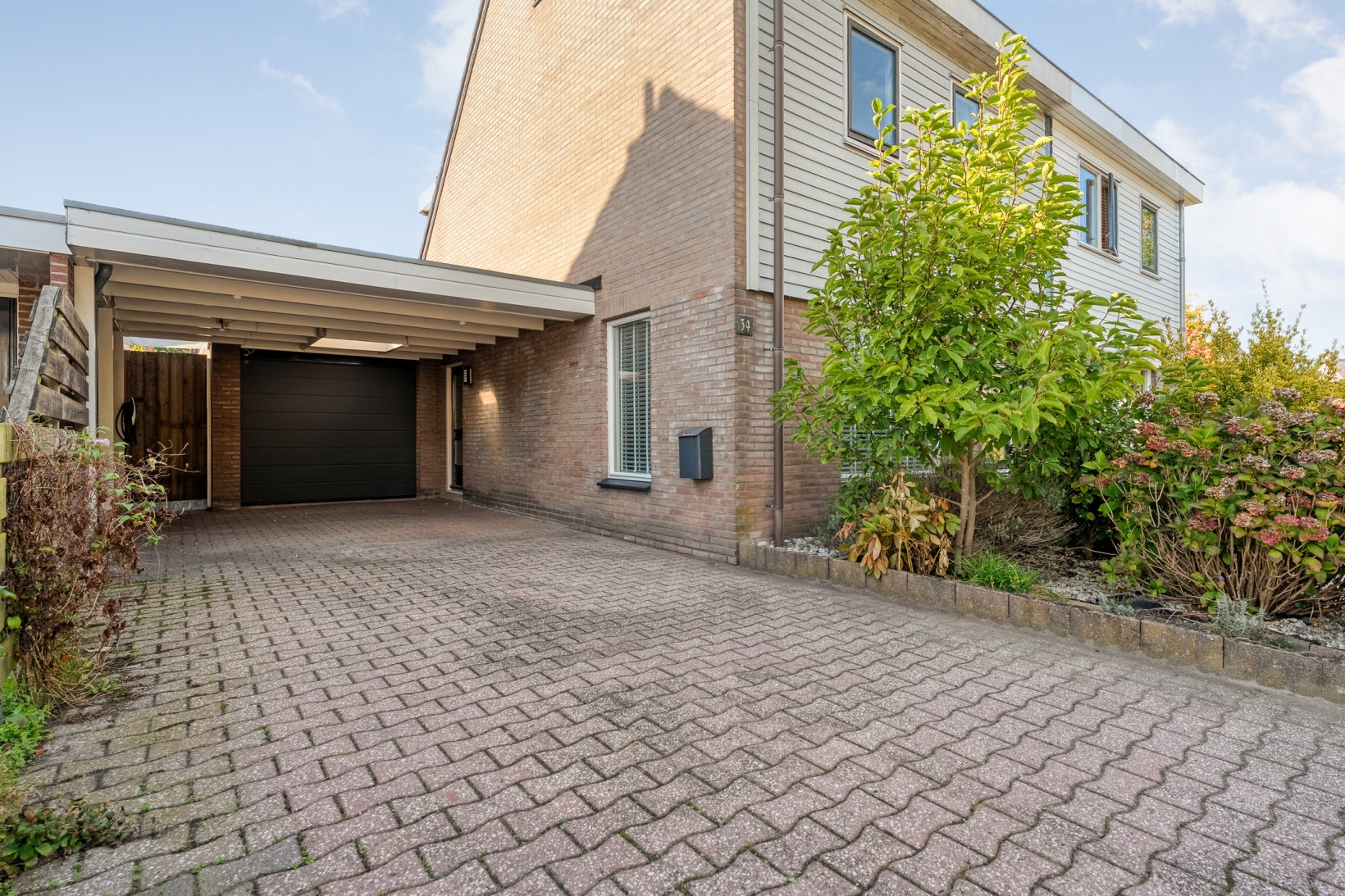 Twee-onder-één-kap te koop: Klaverkamp 34, Hoogeveen