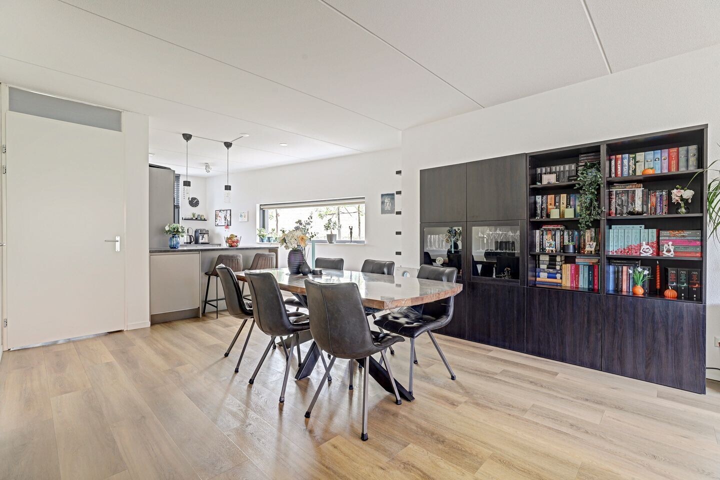 Hoekwoning te koop: Koningspage 59, Hoogeveen