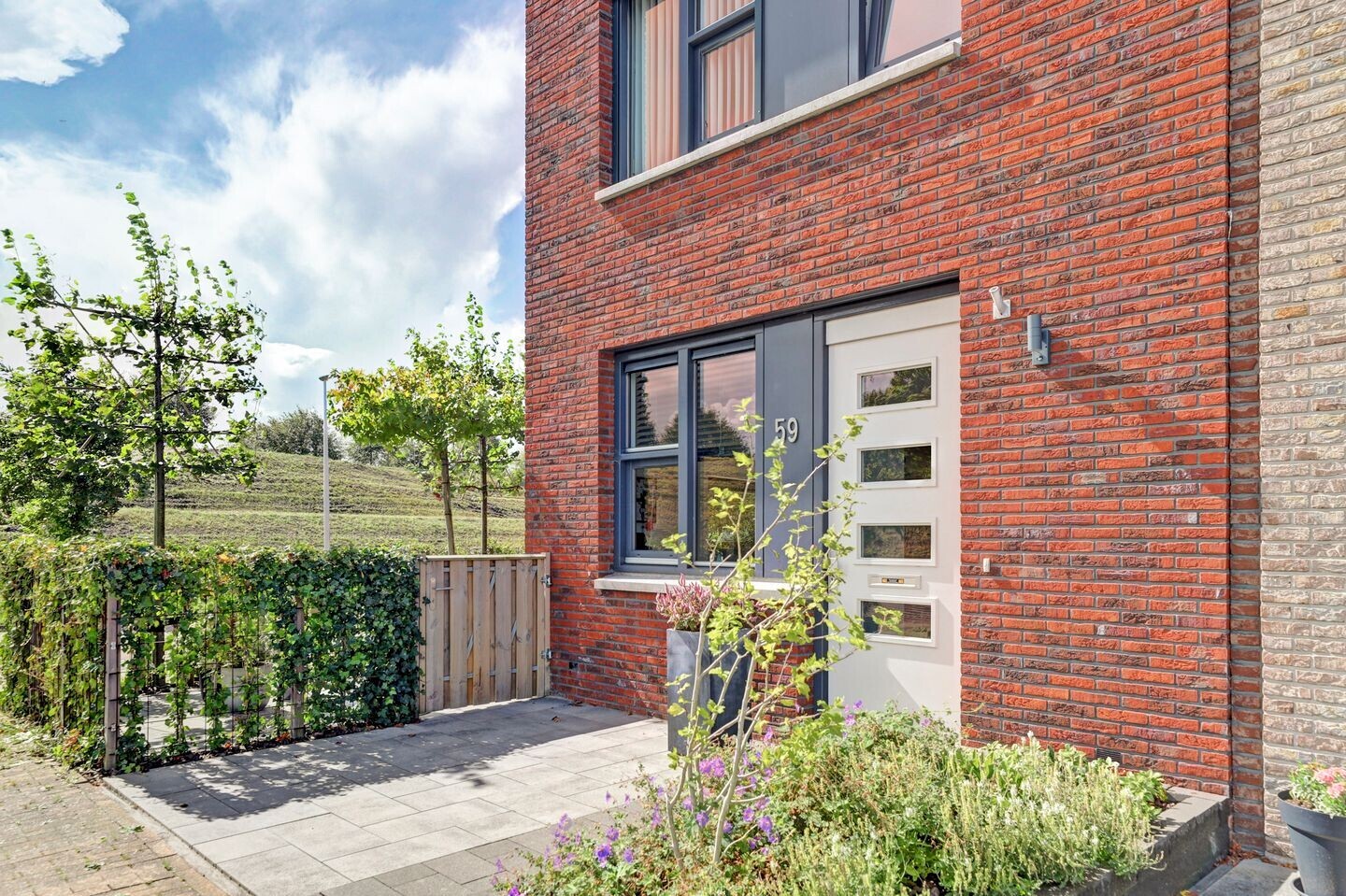 Hoekwoning te koop: Koningspage 59, Hoogeveen