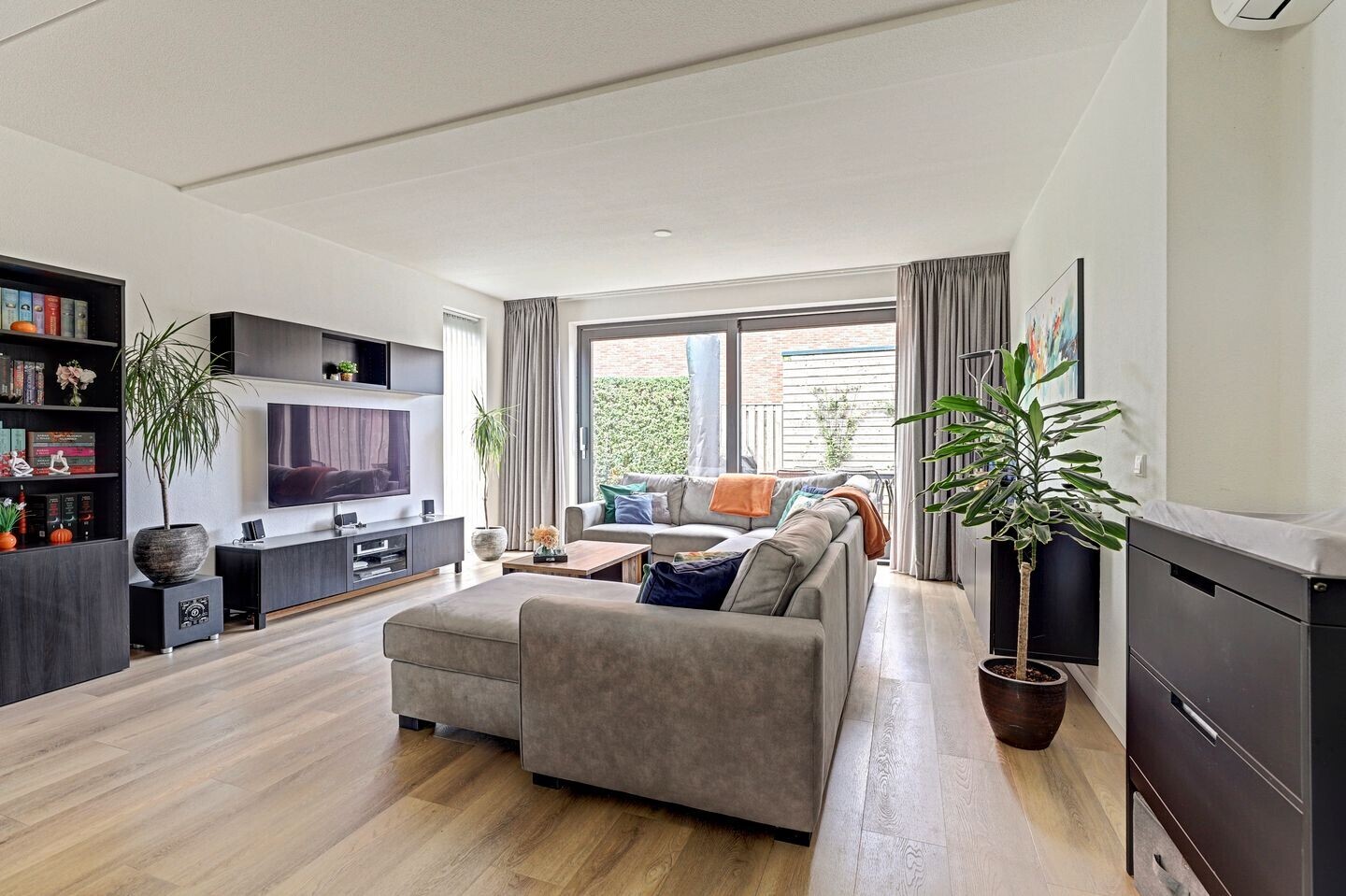 Hoekwoning te koop: Koningspage 59, Hoogeveen