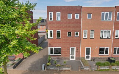 Koningspage 83