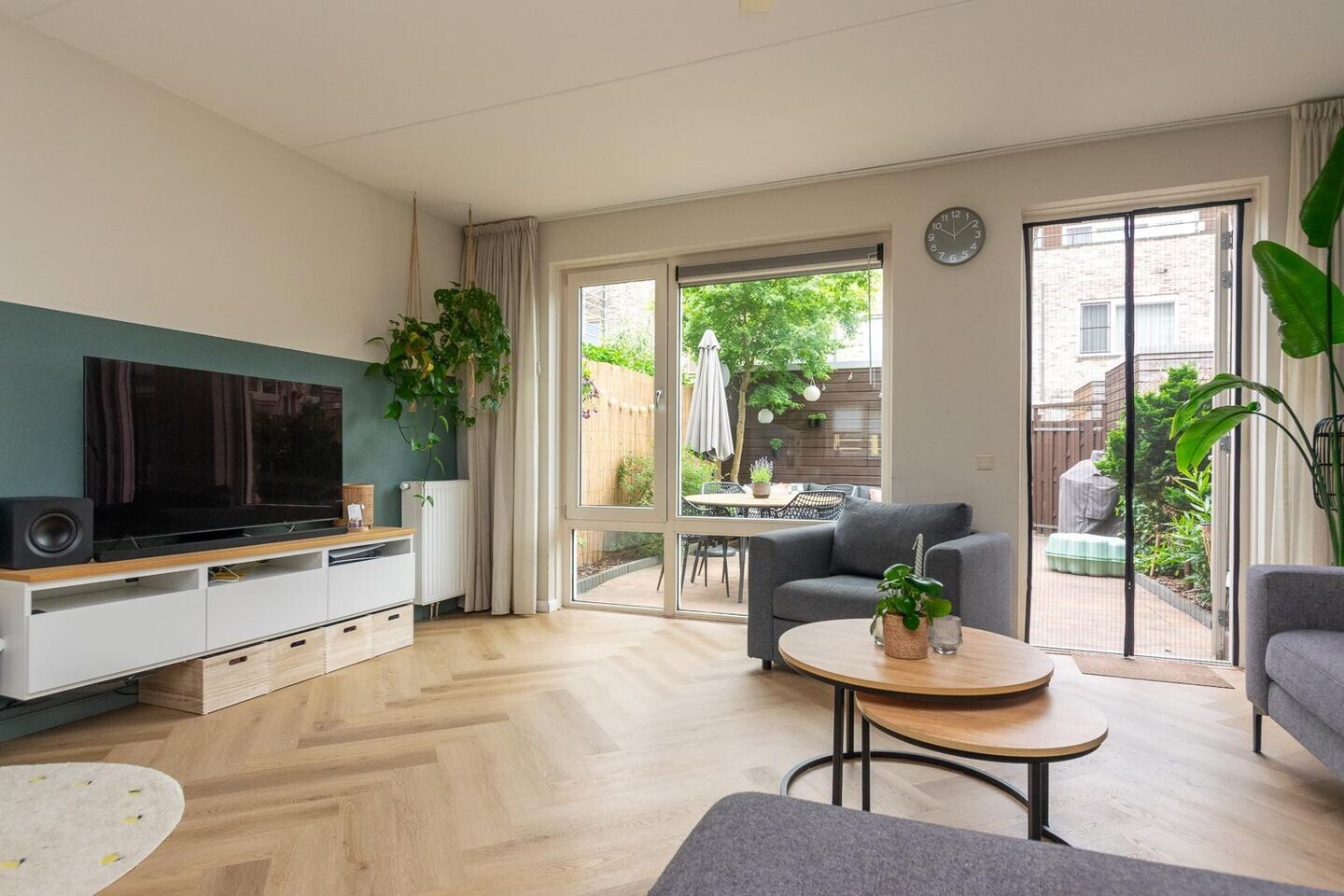Tussenwoning te koop: Schweitzerstraat 50, Hoogeveen