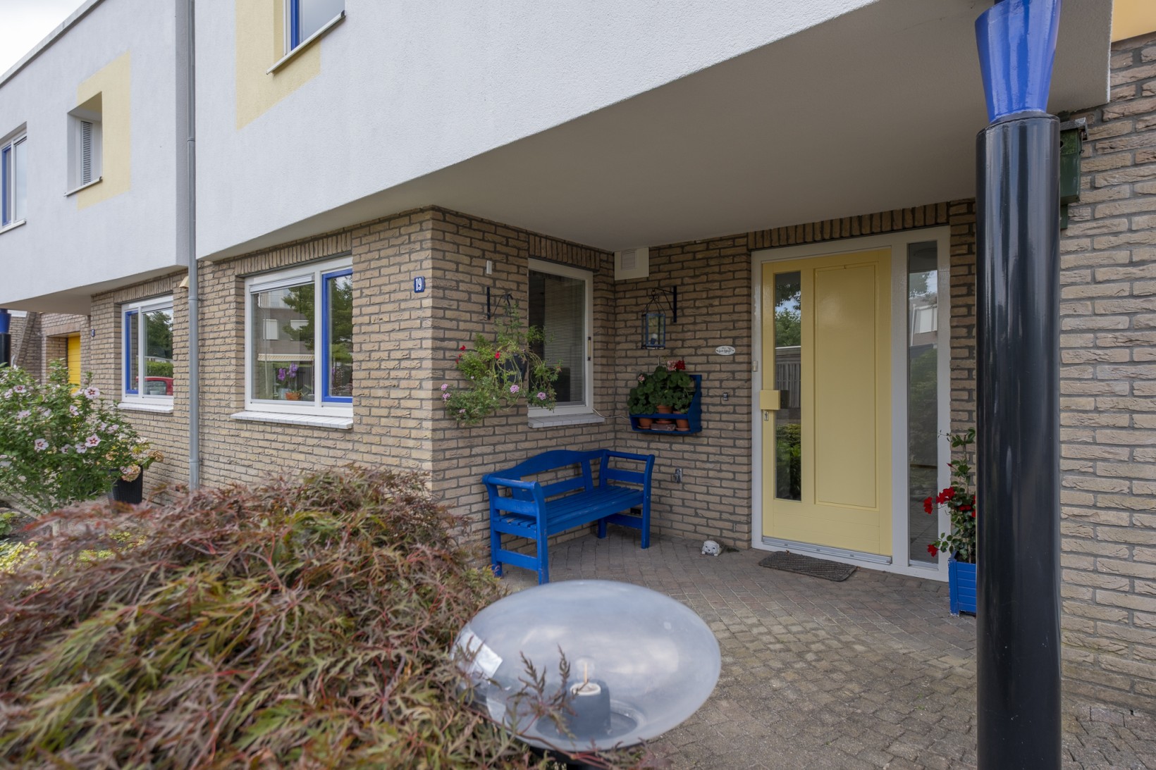 Twee-onder-één-kap te koop: Weegbree 19, Hoogeveen