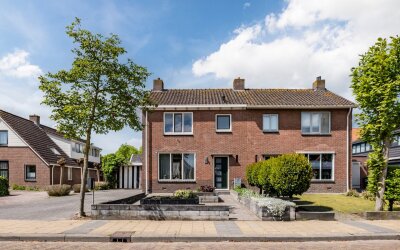 Dorpsstraat 22