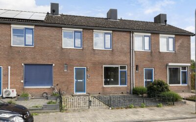 van Leeuwenstraat 19