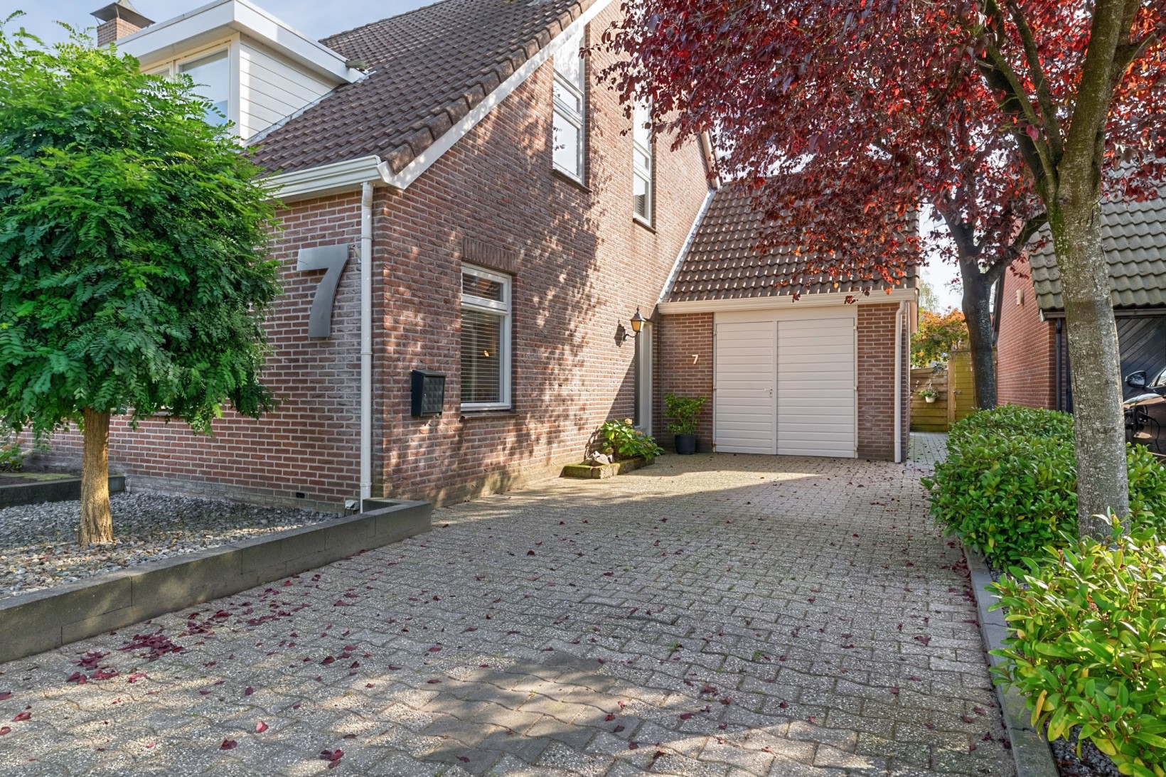Twee-onder-één-kap te koop: Eisenweg 7, Stuifzand