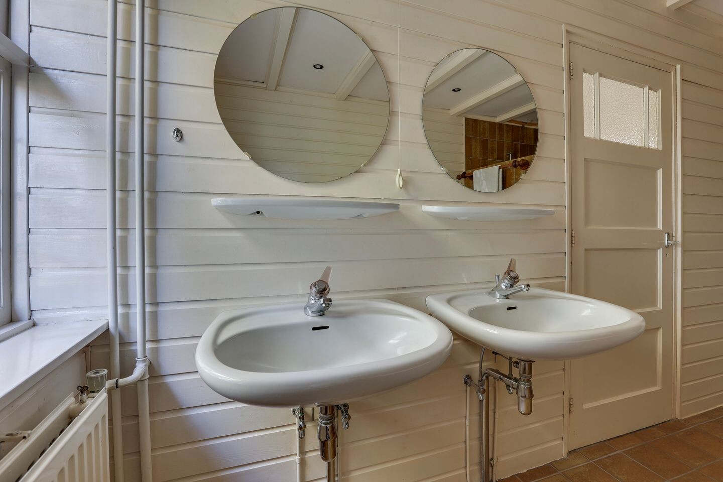 Tussenwoning te koop: Schuttevaerstraat 7, Meppel