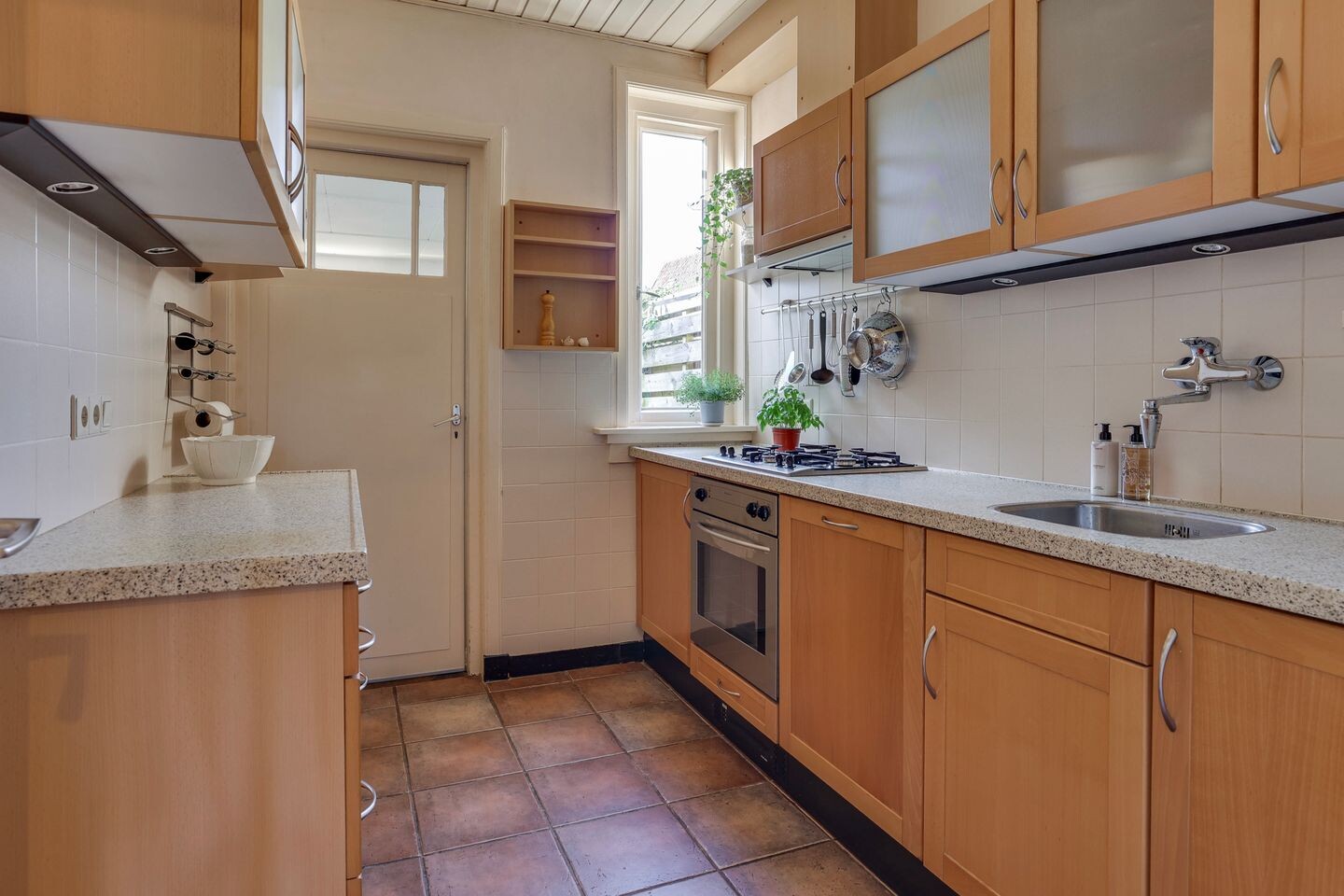 Tussenwoning te koop: Schuttevaerstraat 7, Meppel