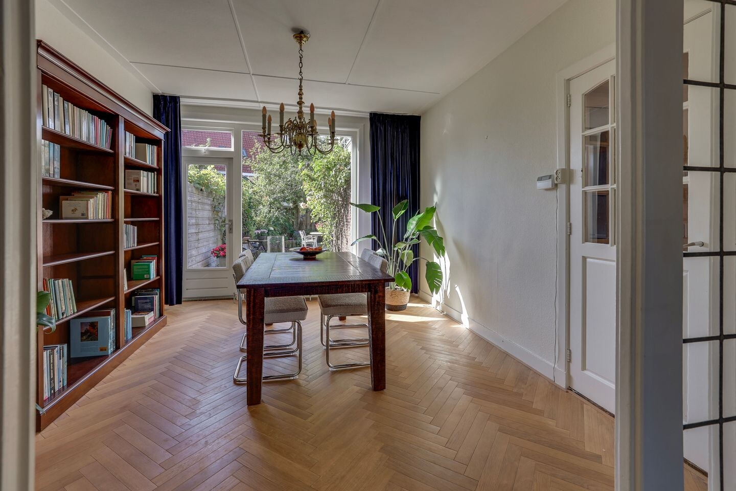 Tussenwoning te koop: Schuttevaerstraat 7, Meppel