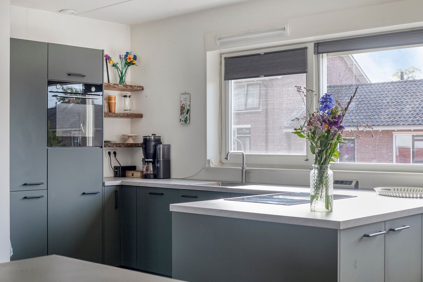 Tussenwoning te koop: Wibautstraat 8, Meppel