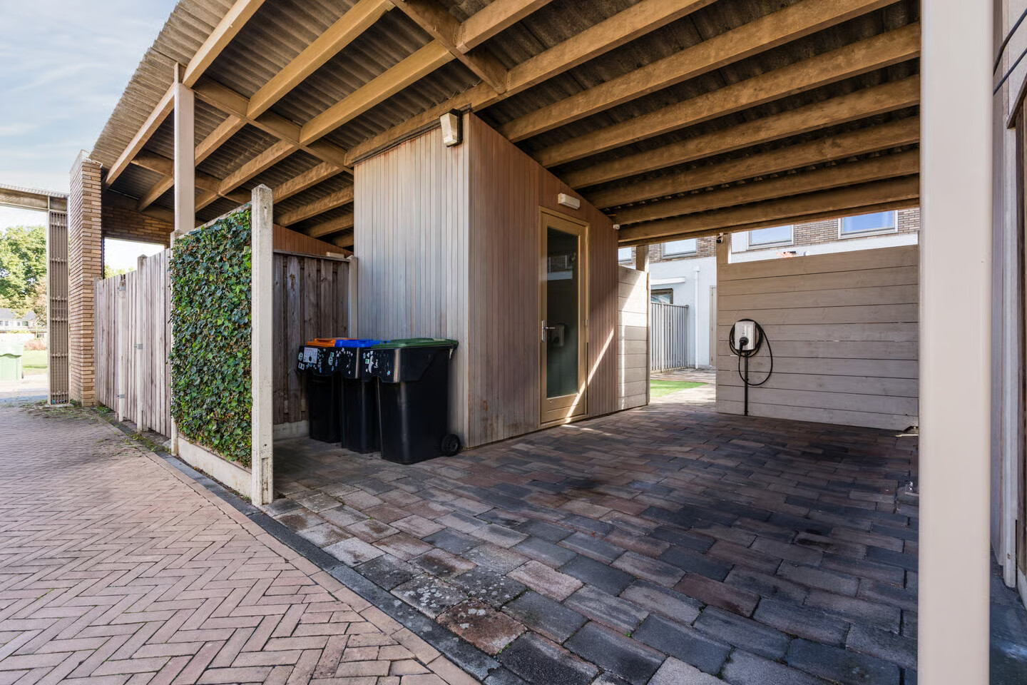 Tussenwoning te koop: Kuyperstraat 46, Meppel