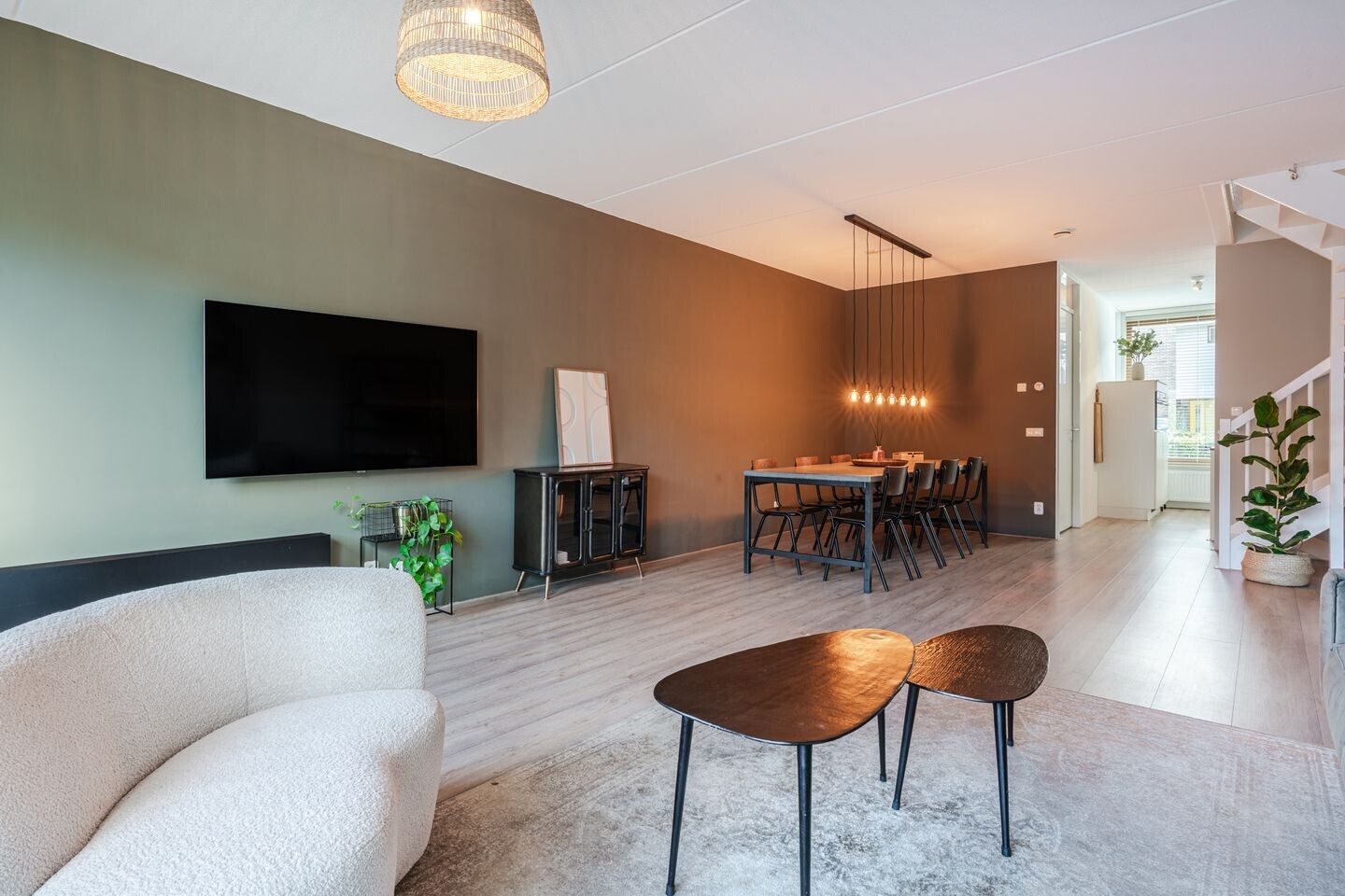 Tussenwoning te koop: Kuyperstraat 46, Meppel